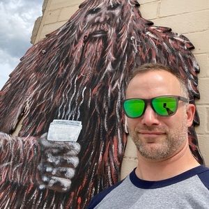 Meet your Posher, Erik